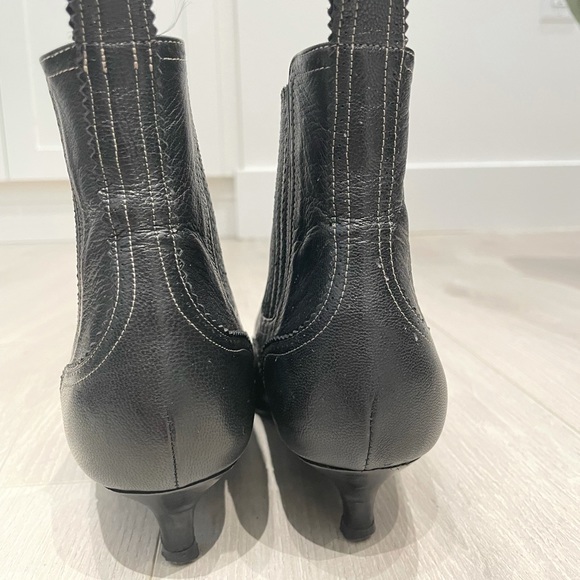Hermès vintage kitten heel boots. - Picture 6 of 9